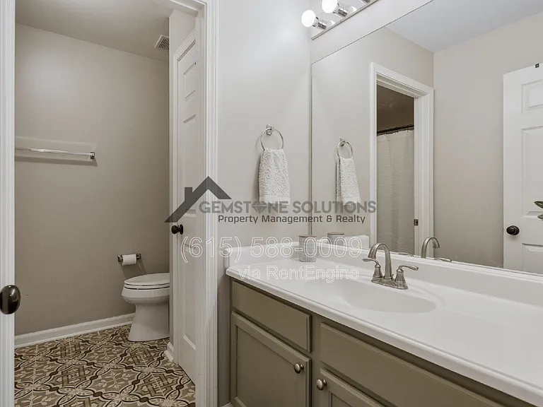 7111 Lenox Village Dr — Photo 22