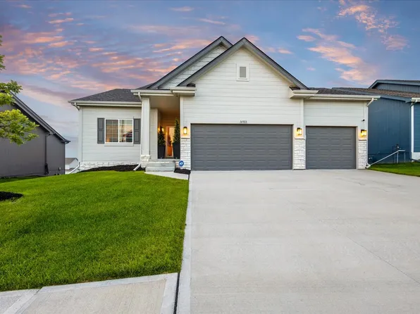 16922 Nebraska Ave, Omaha, NE 68116