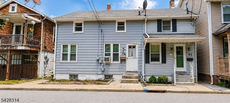 1st image of 19 Limekiln Rd