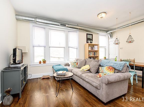 4th image of 2306 W Walton St #1W