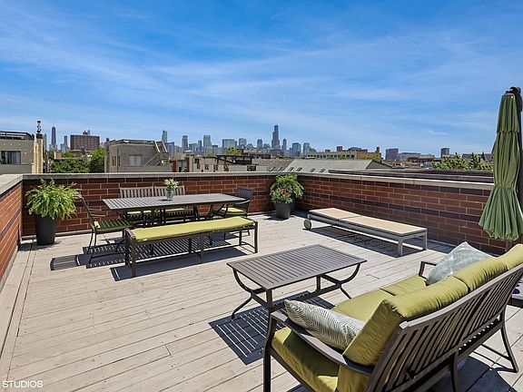 2nd image of 859 N Hermitage Ave #3