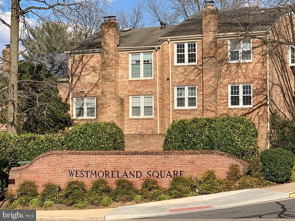 1st image of 2028 Hopewood Dr