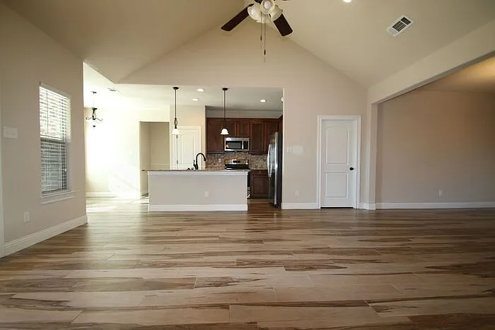 8009 Bangor Dr — Photo 9