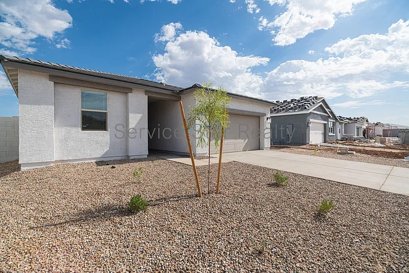 3 bed, 2.0 bath, 1779 sqft, $1,750 — Photo 4
