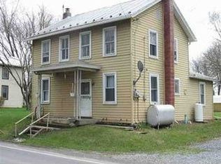 8 E Main St, Carlisle, PA 17015