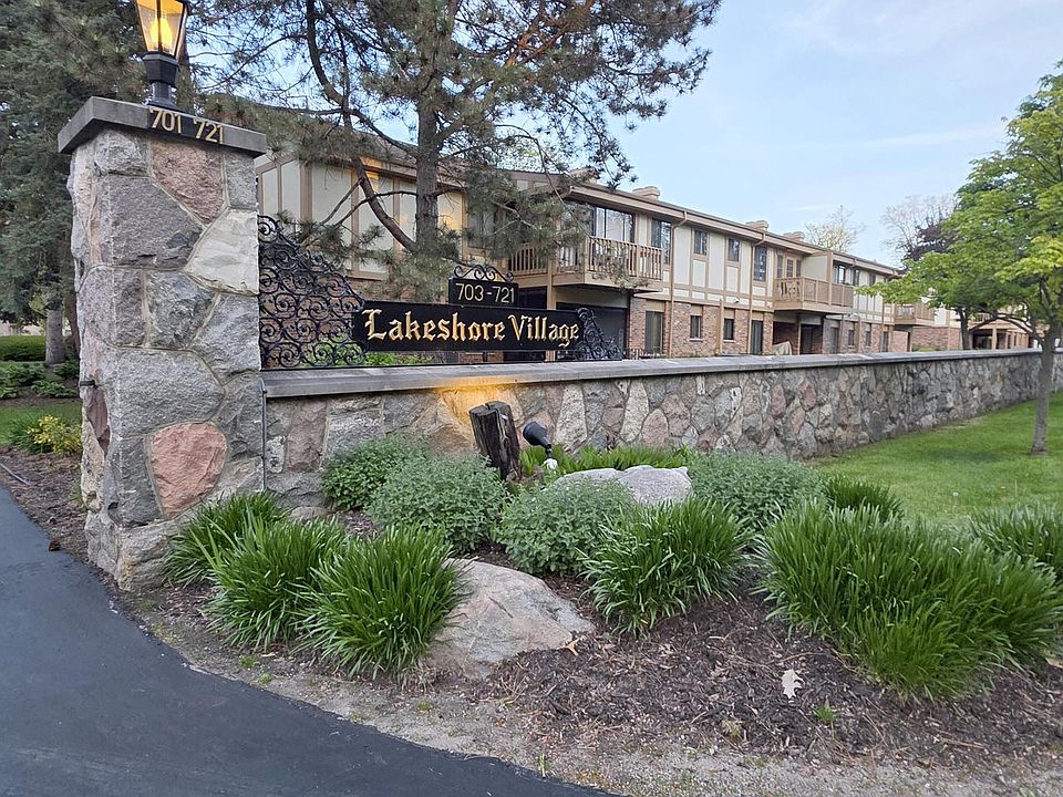 1st image of 709 S Lake Shore DRIVE #4F