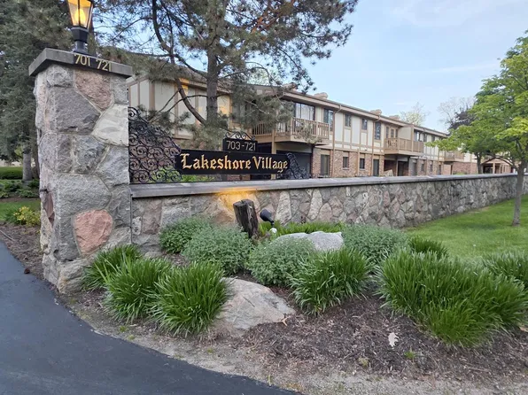 709 S Lake Shore DRIVE #4F, Lake Geneva, WI 53147
