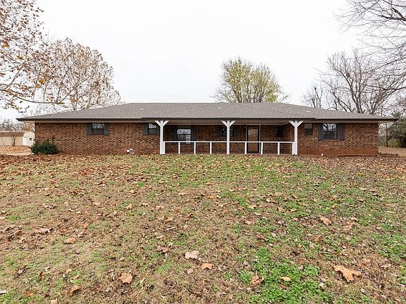 2nd image of 2403 County Road 1205