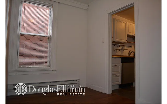 Rented by Douglas Elliman | media 8