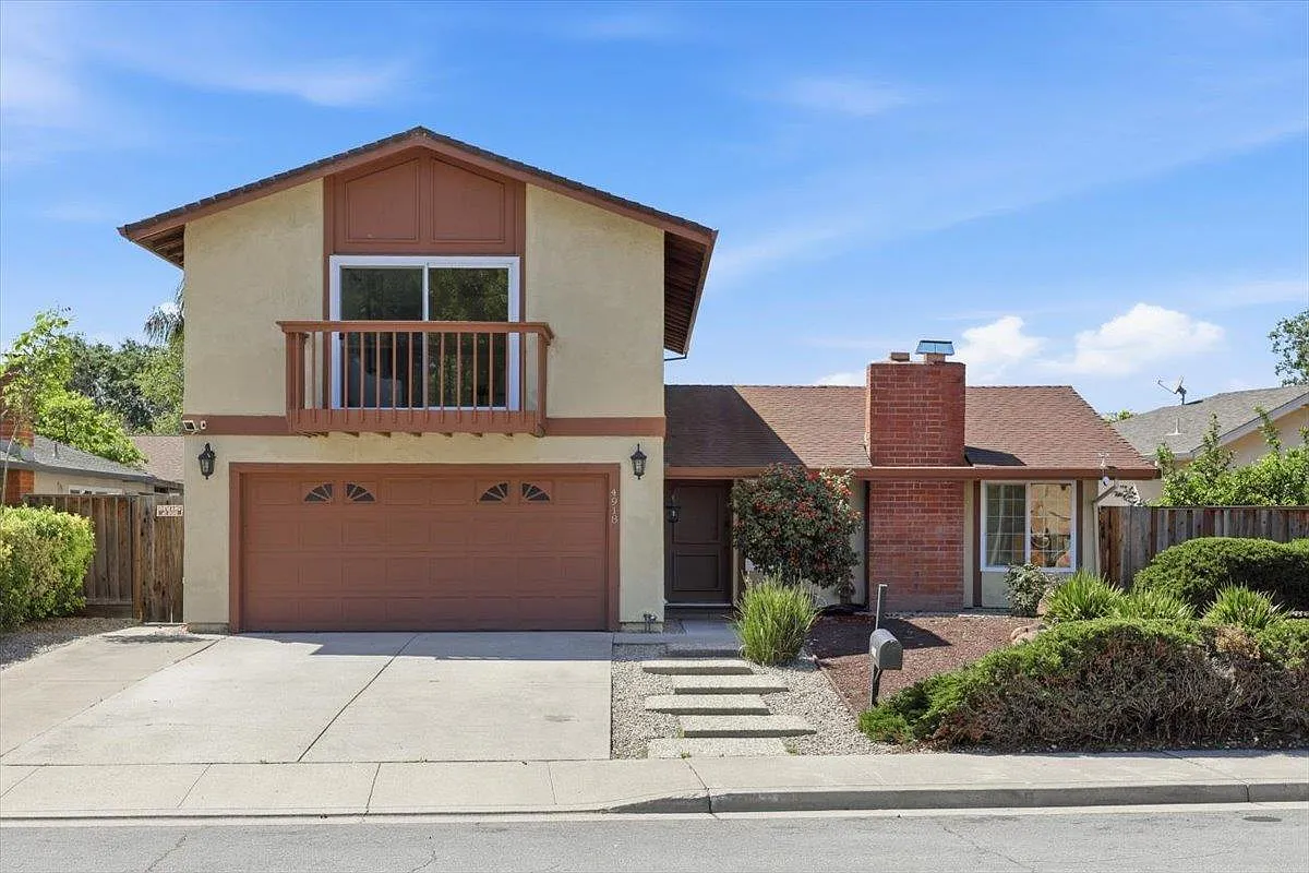 4918 Avenida De Los Arboles photo 1