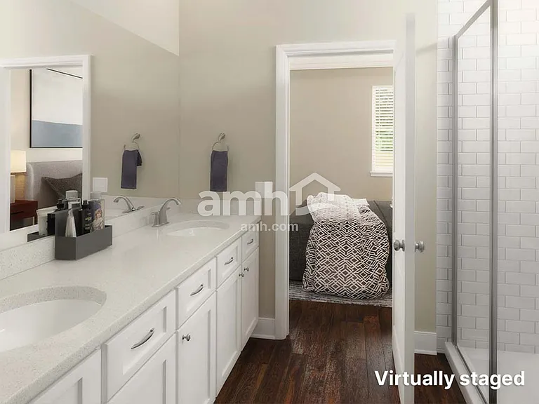1131 Walden Pond Dr — Photo 18