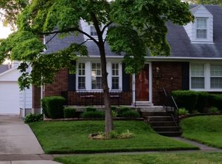 4219 Churchill Rd, Saint Matthews, KY 40207