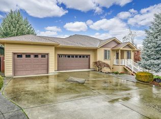 495 Quail Run, Eagle Pt, OR 97524