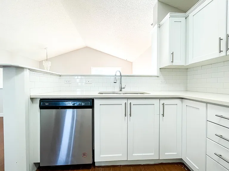 70 Martinbrook Line NE #UPPER — Photo 3