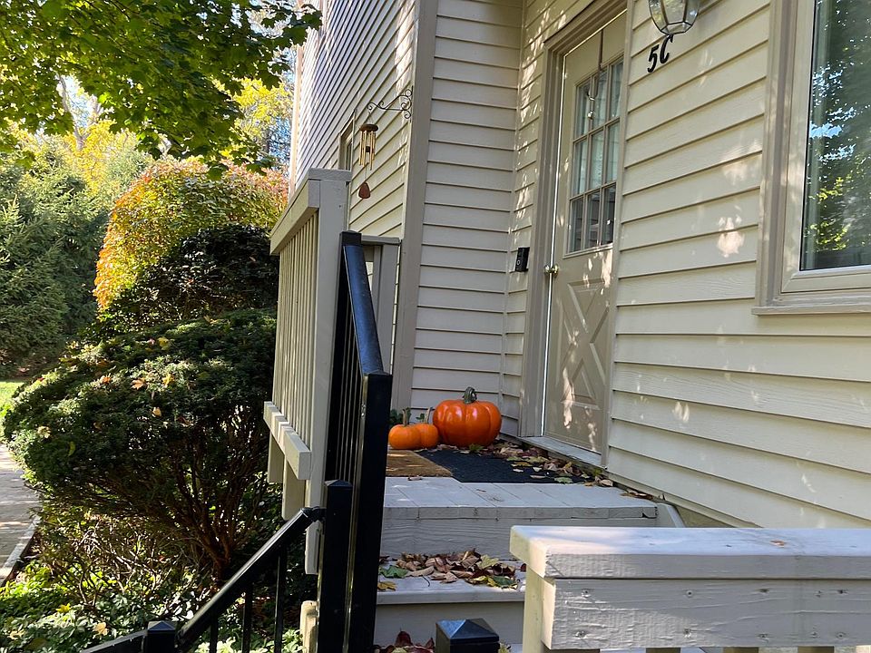 Welcoming outside of the house