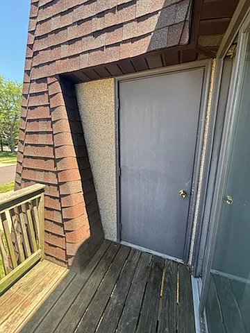 1902 Canterbury Dr — Photo 20