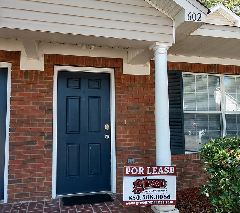 2738 W Tharpe St #602