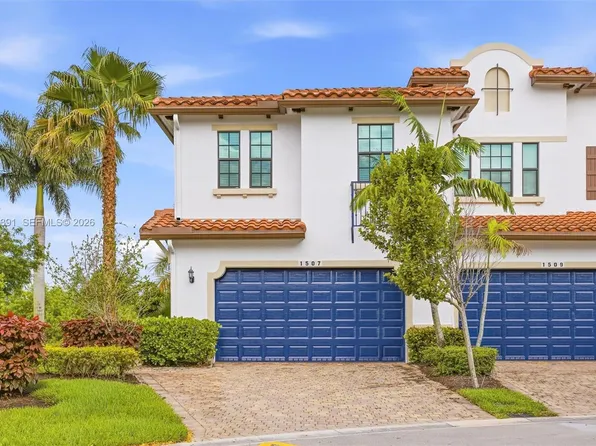 1507 SW 113th Ave, Pembroke Pines, FL 33025