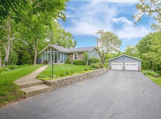 10600 N Crooked Rd, Kansas City, MO 64152