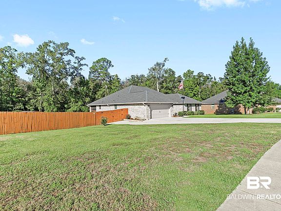 3rd image of 16171 Lakeway Dr