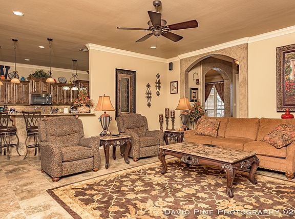 4th image of 6513 Mosswood Dr