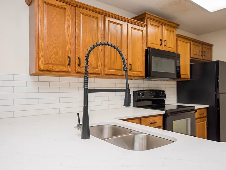 3600 Berkshire Ct — Photo 11