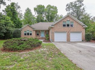 107 Ridge Road, Hampstead, NC 28443