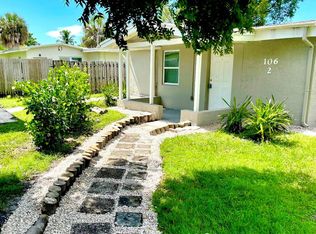 106 5th St #2, Naples, FL 34113