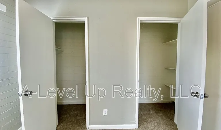 3043 E Proctor Vis #1 — Photo 12