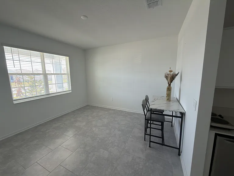521 Reggie Rd — Photo 17