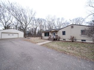 1410 Juneau Ln N, Plymouth, MN 55447
