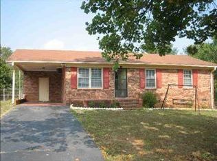 133 Leisure Ln, Spartanburg, SC 29307