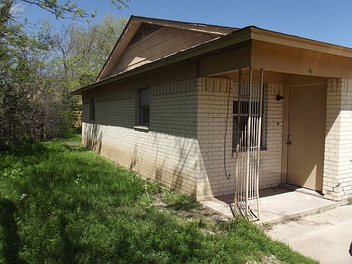 1st image of 303 E Avenue A #A