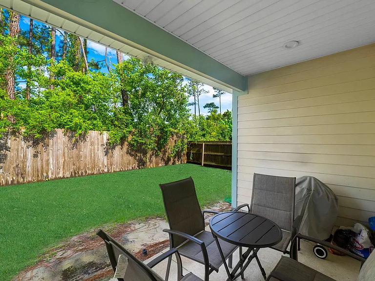 228 Palm Beach Dr — Photo 26