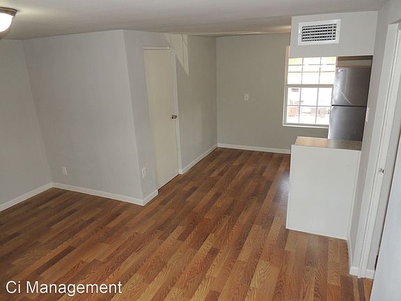 5th image of 4810 Live Oak St APT 10
