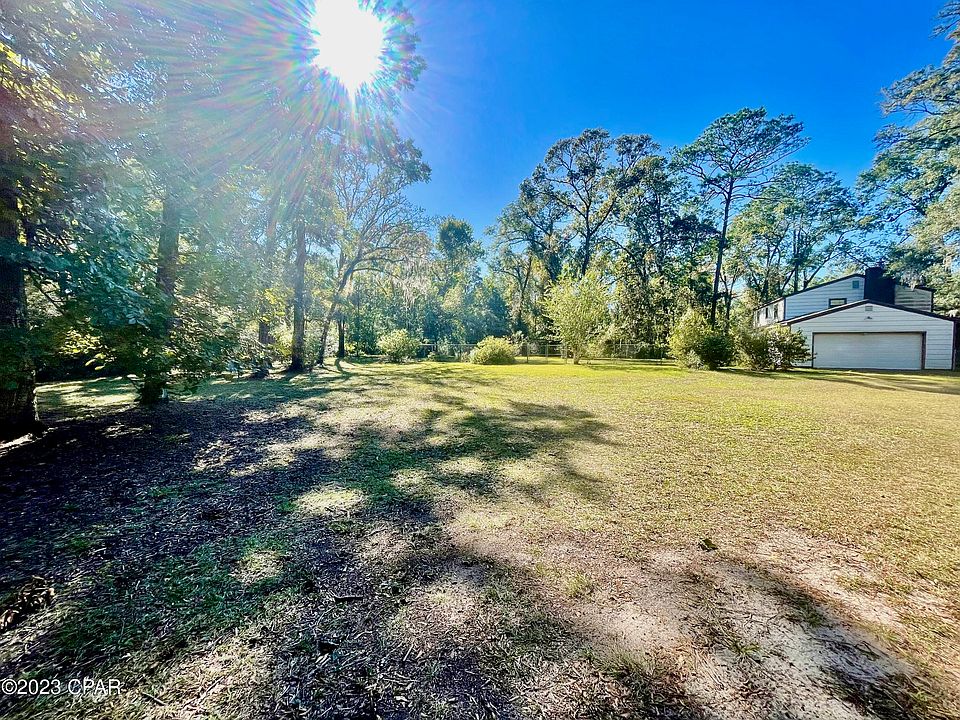 1st image of 36 Myers Woods Dr