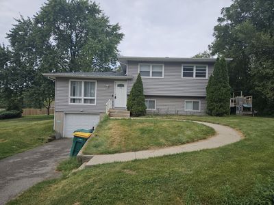 140 Skyline Dr, Carpentersville, IL, 60110