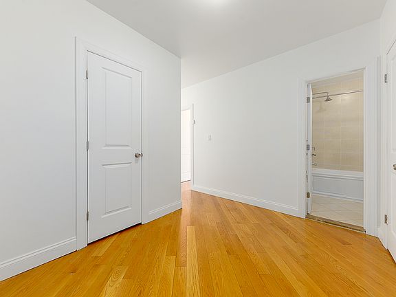 3rd image of 266 Washington Ave APT A1