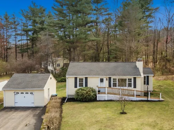 41 Clinton Rd, Sterling, MA 01564