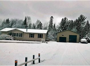 197 Kivela Rd, Negaunee, MI 49866