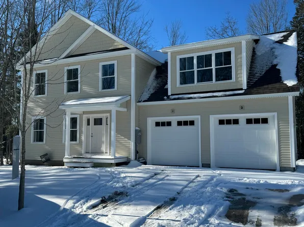98 Forest Glen Lane, Topsham, ME 04086