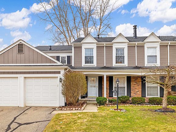 5th image of 1395 Crescent Ln