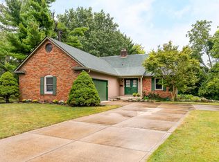 266 Colony Ct, Columbus, OH 43230