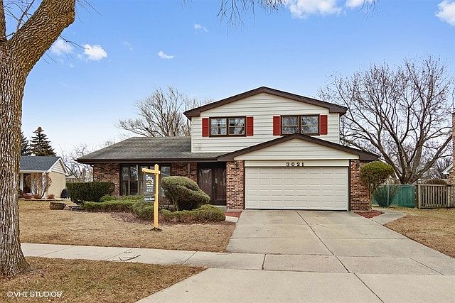 1st image of 3021 N Huntington Dr