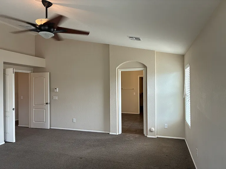 2217 W Steed Rdg — Photo 26