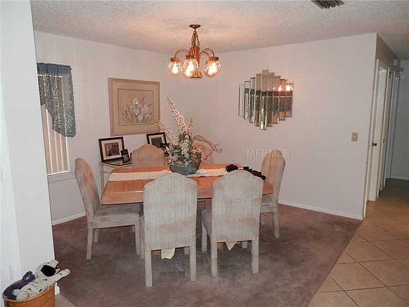 5th image of 1722 Stafford Dr