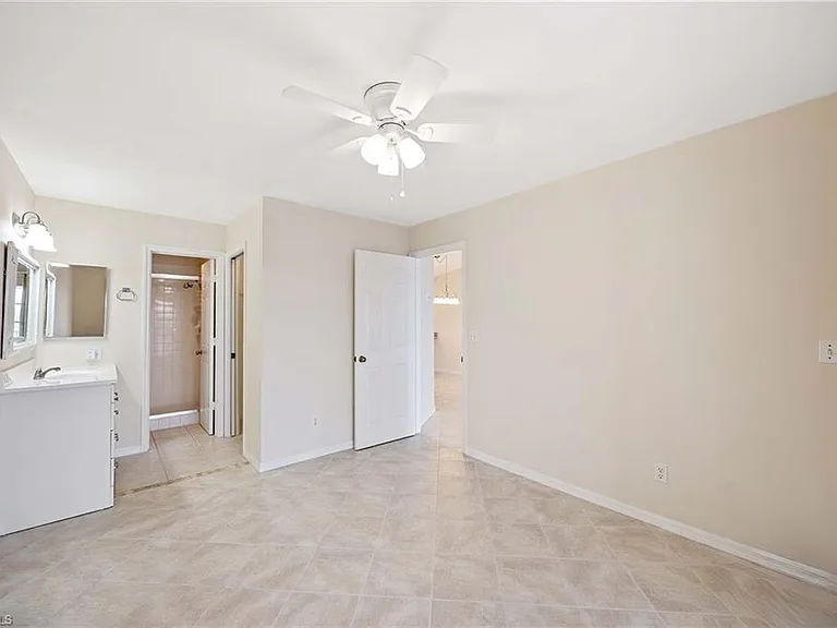 1015 Mainsail Dr #112 — Photo 16