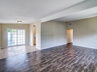 7831 Geyser Ave, Reseda, CA 91335