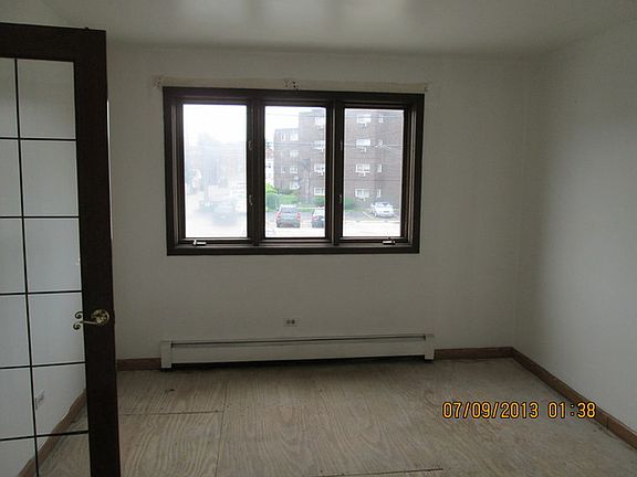 4th image of 5524 W Lawrence Ave #9
