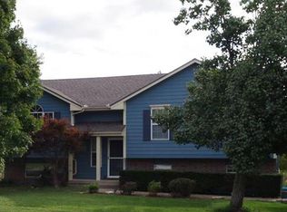 721 S Park Dr, Raymore, MO 64083